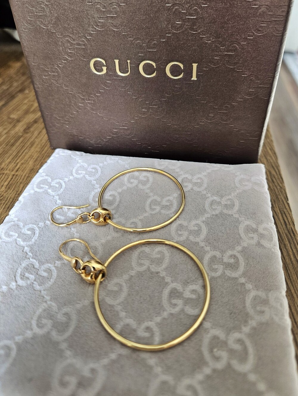 18k GUCCI gold Earrings
